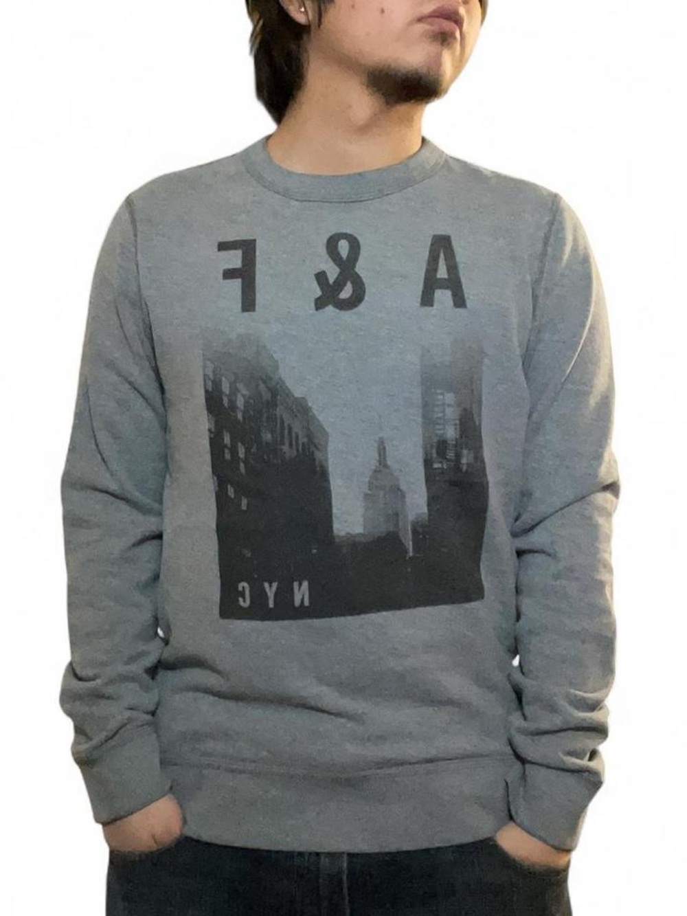 Abercrombie &‎ Fitch Muscle Fit NYC Graphic Crew Neck Sweatshirt Size S